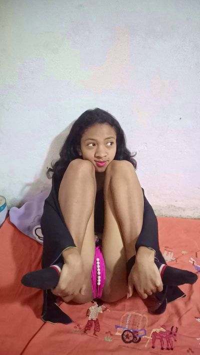 AnjelyG live cam on Cam4