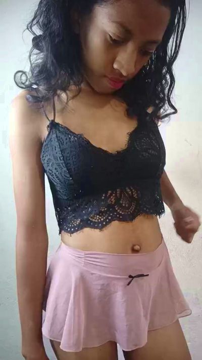 AnjelyG live cam on Cam4