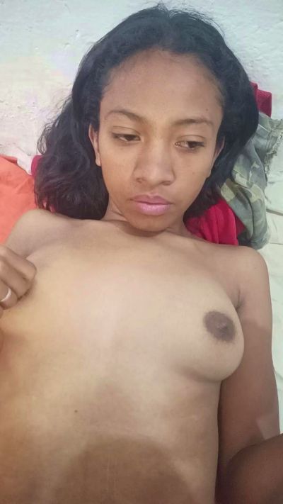 AnjelyG live cam on Cam4