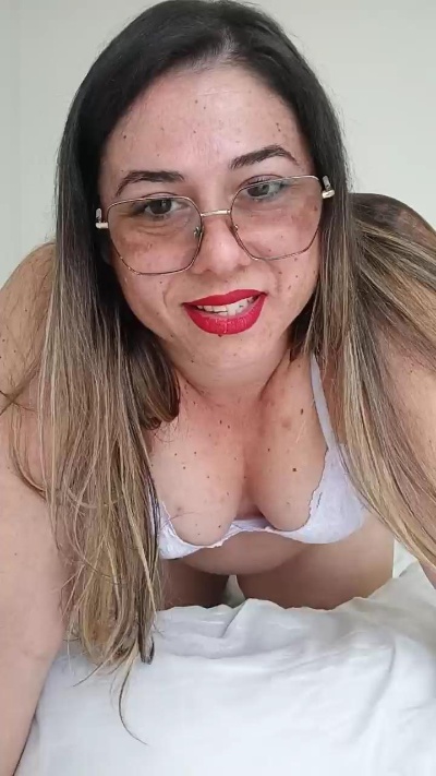 Anjinho_Naynha live cam on Cam4