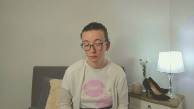 AnnaDoll live cam on Cam4