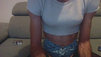 AnnaLucifer34 live cam on Cam4