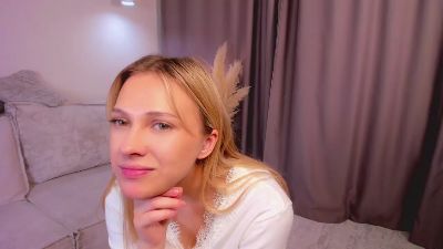AnnaSwendon live cam on Cam4