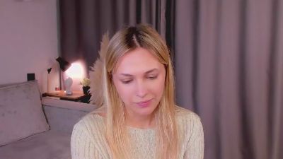 AnnaSwendon live cam on Cam4