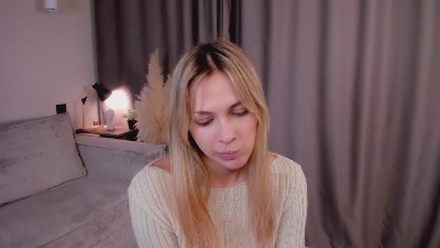 AnnaSwendon live cam on Cam4