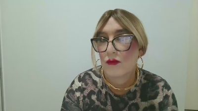 AnnaTravhot live cam on Cam4