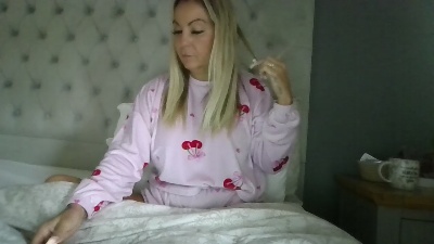 Anna_XOX live cam on Cam4