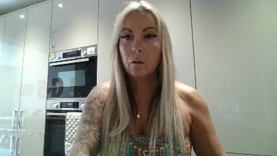 Anna_XOX live cam on Cam4