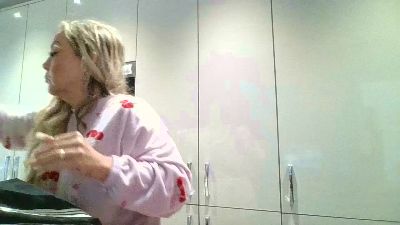 Anna_XOX live cam on Cam4