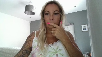 Anna_XOX live cam on Cam4