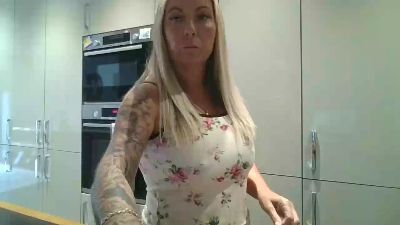 Anna_XOX live cam on Cam4