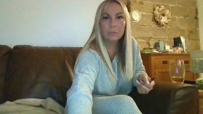 Anna_XOX live cam on Cam4