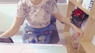 Anna_xyz live cam on Cam4