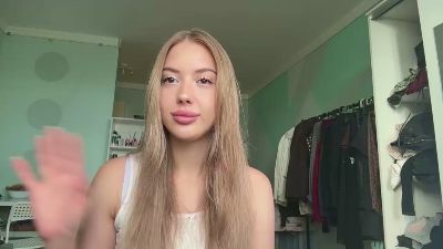 AnnabellRessel live cam on Cam4