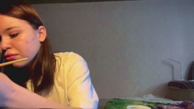 AnnamaeStred live cam on Cam4