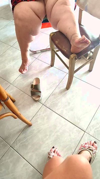 Annarellapika live cam on Cam4