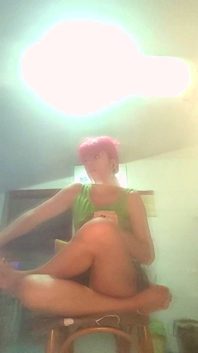 Annarellapika live cam on Cam4