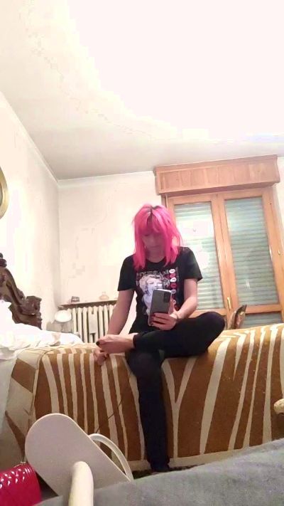 Annarellapika live cam on Cam4