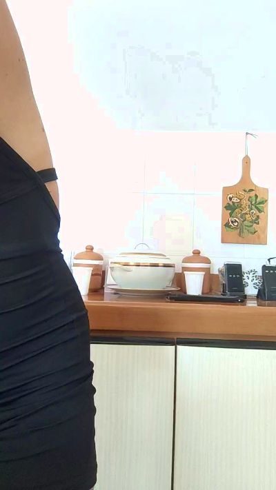 Annarellapika live cam on Cam4
