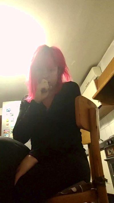 Annarellapika live cam on Cam4