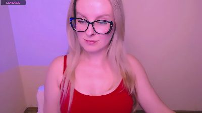 Anne777 live cam on Cam4