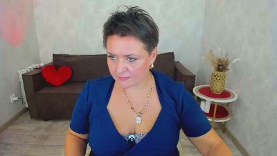 AnneCorlane live cam on Cam4