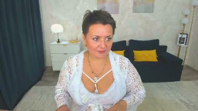 AnneCorlane live cam on Cam4