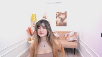 AnneTLi live cam on Cam4