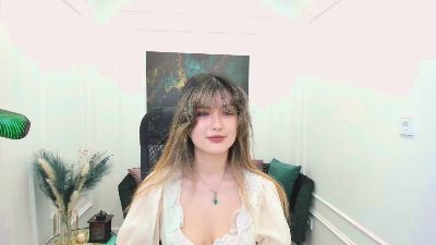 AnneTLi live cam on Cam4