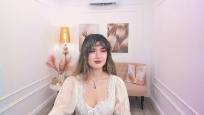 AnneTLi live cam on Cam4