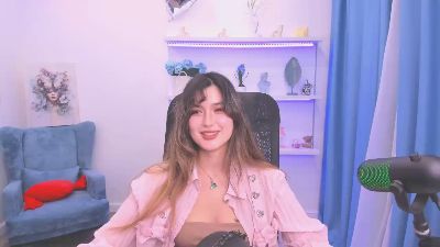 AnneTLi live cam on Cam4