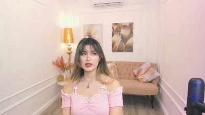 AnneTLi live cam on Cam4