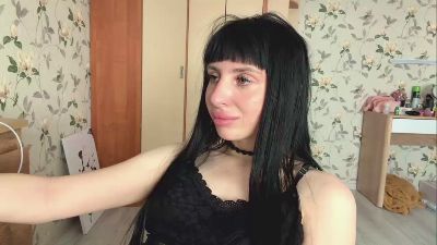 AnnelieseLaino live cam on Cam4