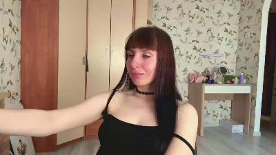 AnnelieseLaino live cam on Cam4