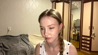 AnniceBirnie live cam on Cam4