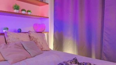 AnniceDura live cam on Cam4