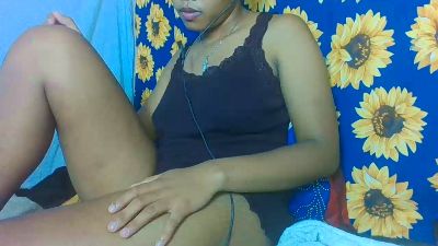 Annick live cam on Cam4