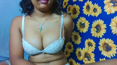 Annick live cam on Cam4