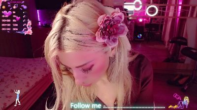 AnnieGOld live cam on Cam4
