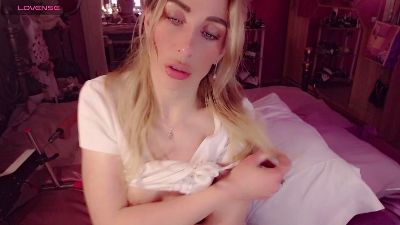 AnnieGOld live cam on Cam4