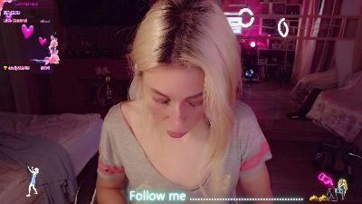 AnnieGOld live cam on Cam4