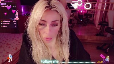AnnieGOld live cam on Cam4