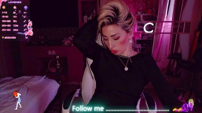 AnnieGOld live cam on Cam4