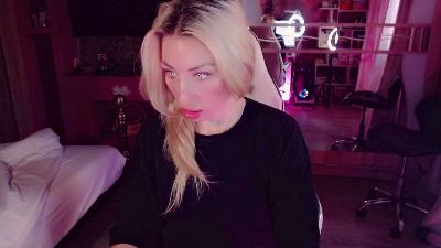 AnnieGOld live cam on Cam4