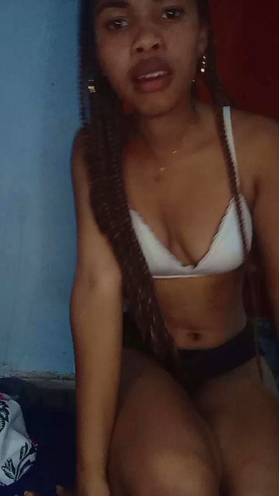 AnnieH live cam on Cam4