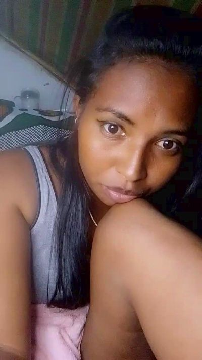 AnnieH live cam on Cam4