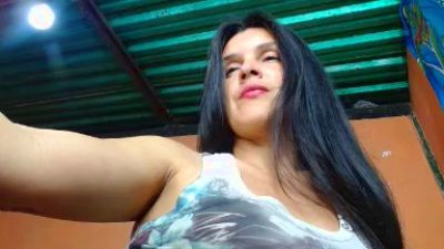 Anniee_luna20 live cam on Cam4