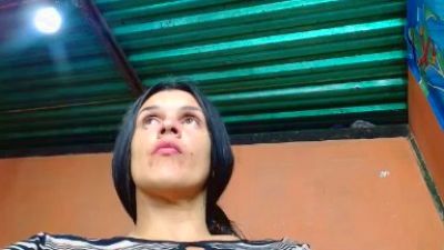 Anniee_luna20 live cam on Cam4