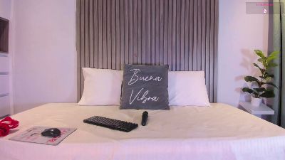 Anny_cute01 live cam on Cam4
