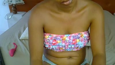 Annycemagik live cam on Cam4